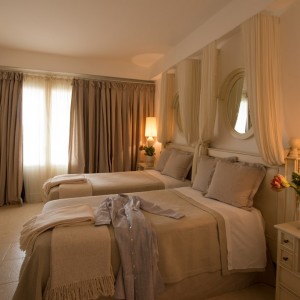 Villas_Master_Bedroom